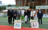 EXCLUSIV: Simona Halep vine la inaugurarea unui teren de tenis in Prahova!