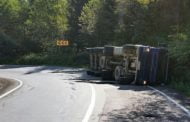 Camion rasturnat la Cheia. Trafic blocat spre Brasov