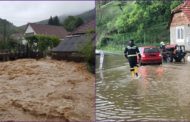 Furia apelor nu ne da pace! Inundatiile au creat situatii de urgenta in 4 localitati si au blocat un drum judetean!