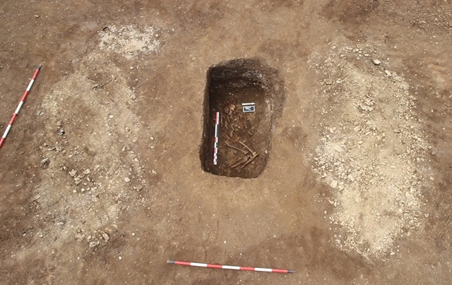EVENIMENT CU ECOU ISTORIC IMPRESIONANT:  Mormantul unui adolescent din cultura Yamnaya salvat de arheologii prahoveni
