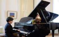 Talent premiat international la numai 12 ani: Daniel Mihail Vasilescu, din Breaza, cântă Bach, Beethoven si Bizet