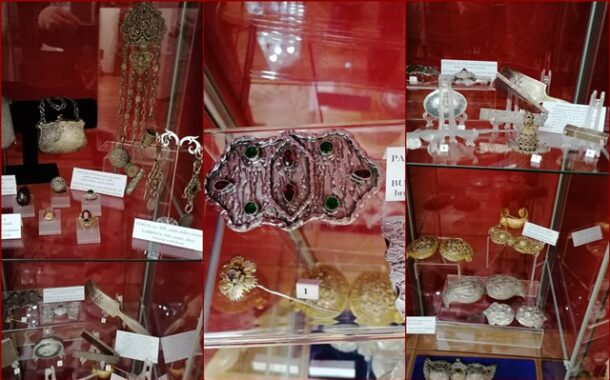Bijuterii, povesti, amintiri… intr-o fascinanta expozitie, la Muzeul Ceasului din Ploiesti