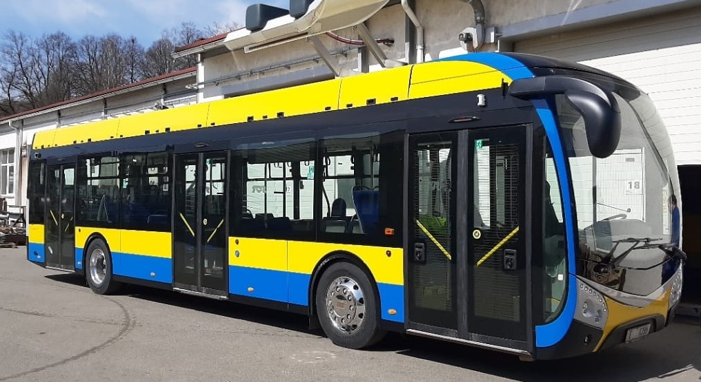 Primul autobuz electric a ajuns, azi, la Ploiesti