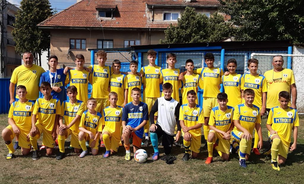 Echipa de juniori U15 a FC Petrolul Ploiesti – locul 3 la Brasov Junior’s Cup
